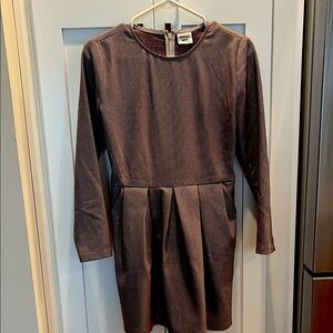 Kindle houndstooth dress with pockets